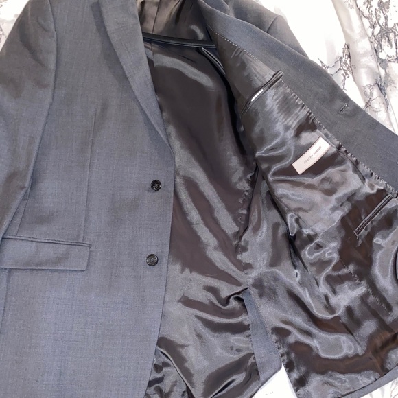 Men’s suit
